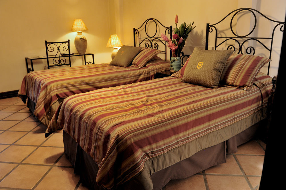 Robles, Managua, Nicaragua 4*